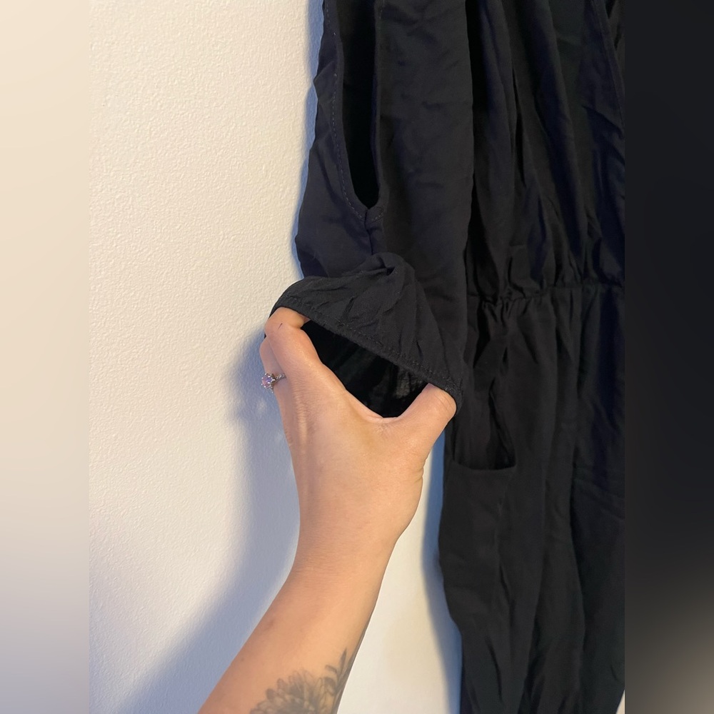 🦋Lulus Jumpsuit - Picture 6 of 10